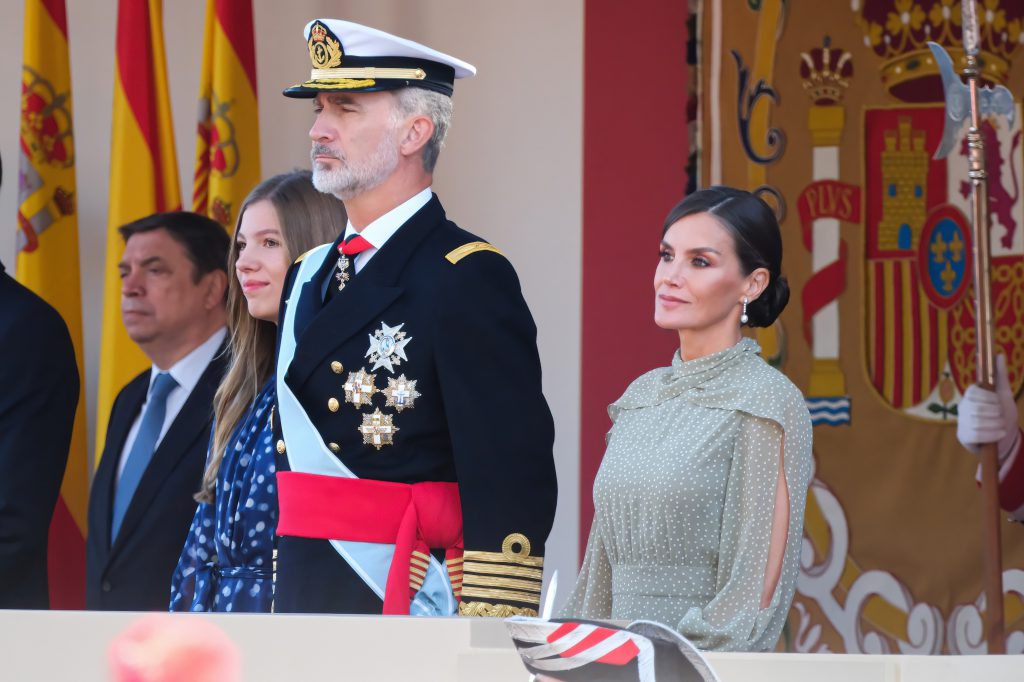 (l R) Princess Sofia, King Felipe Vi And Queen Letizia Of