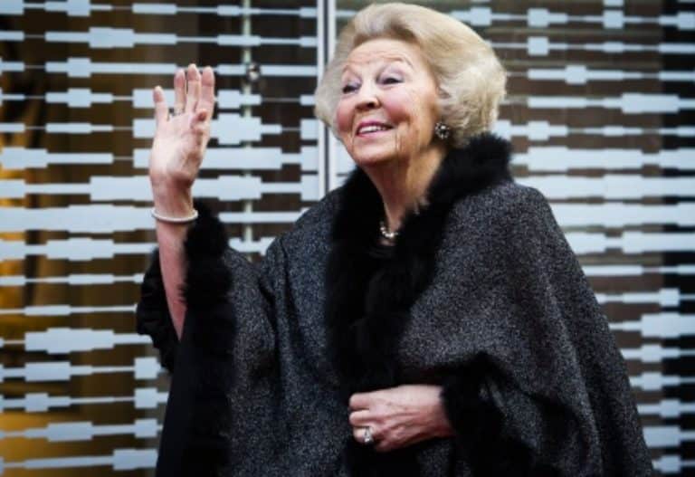 Hoe oud is prinses Beatrix?
