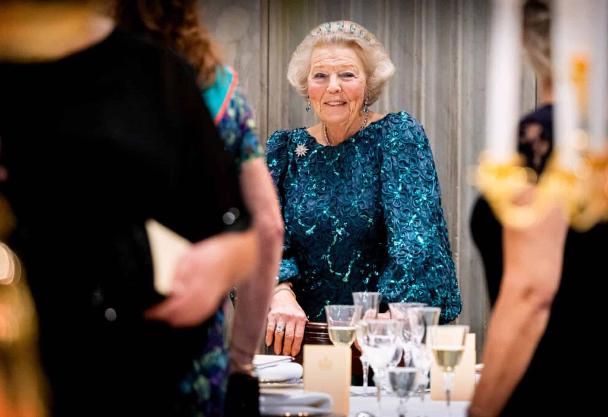 Hoe oud is prinses Beatrix?