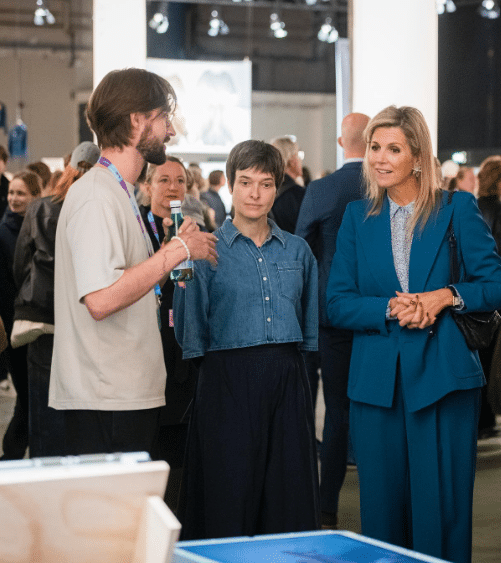 Maxima In Blauw Screenshot 2 Instagram Koninklijk Huis