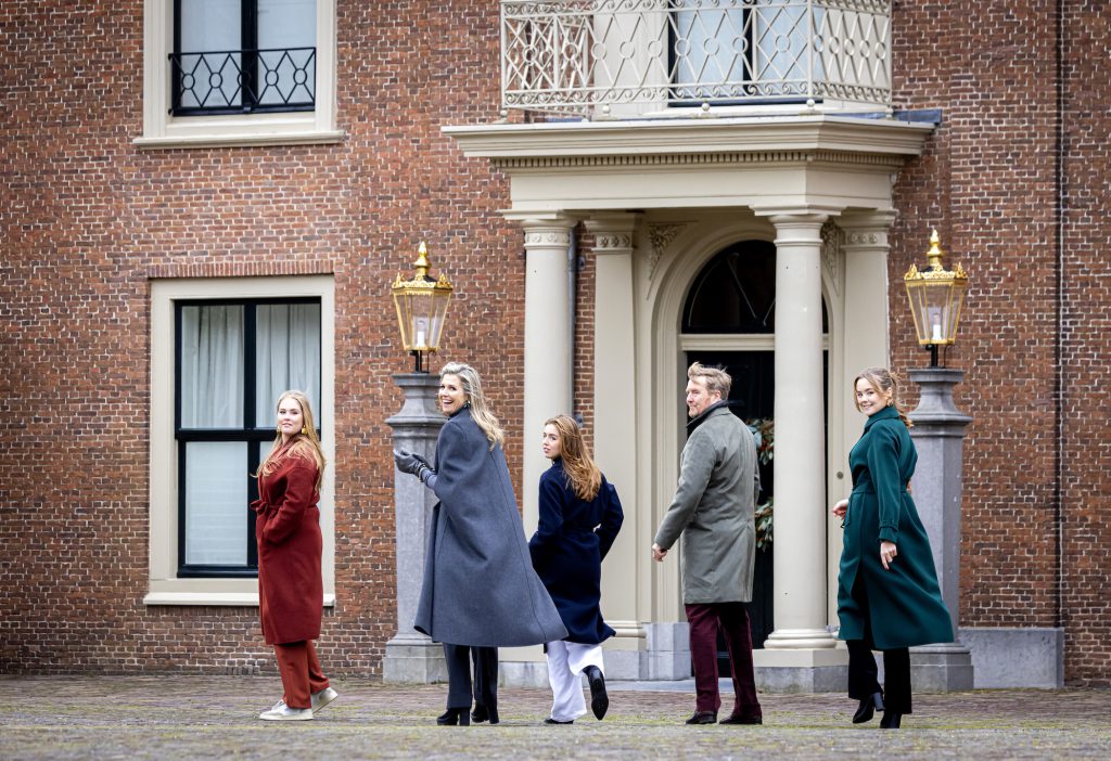 Dutch Royal Family Christmas Photosession At Palace Huis Ten Bosch