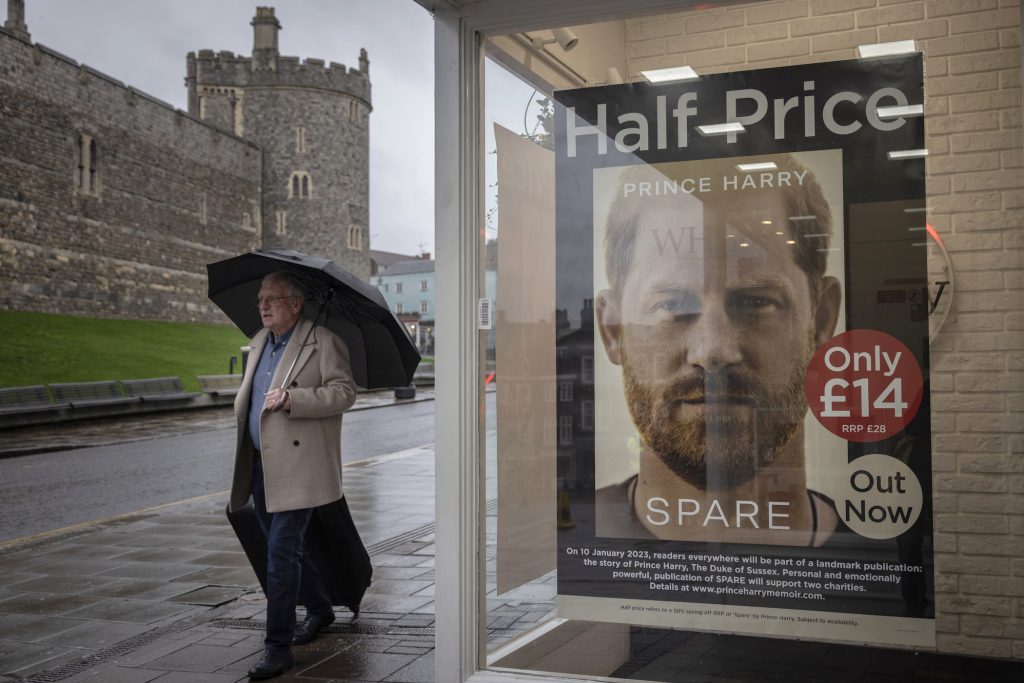Prince Harry's Memoir "spare" On Sale In Windsor