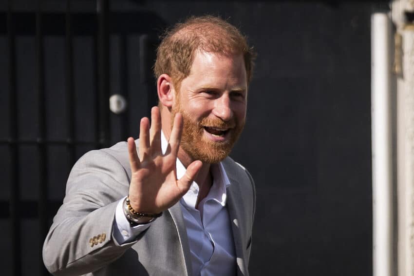 Duke Of Sussex Visit To Nottingham prins harry