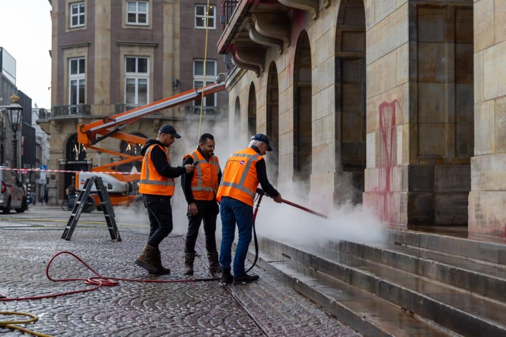 Koninklijk Paleis Op De Dam Beklad Met Rode Verf