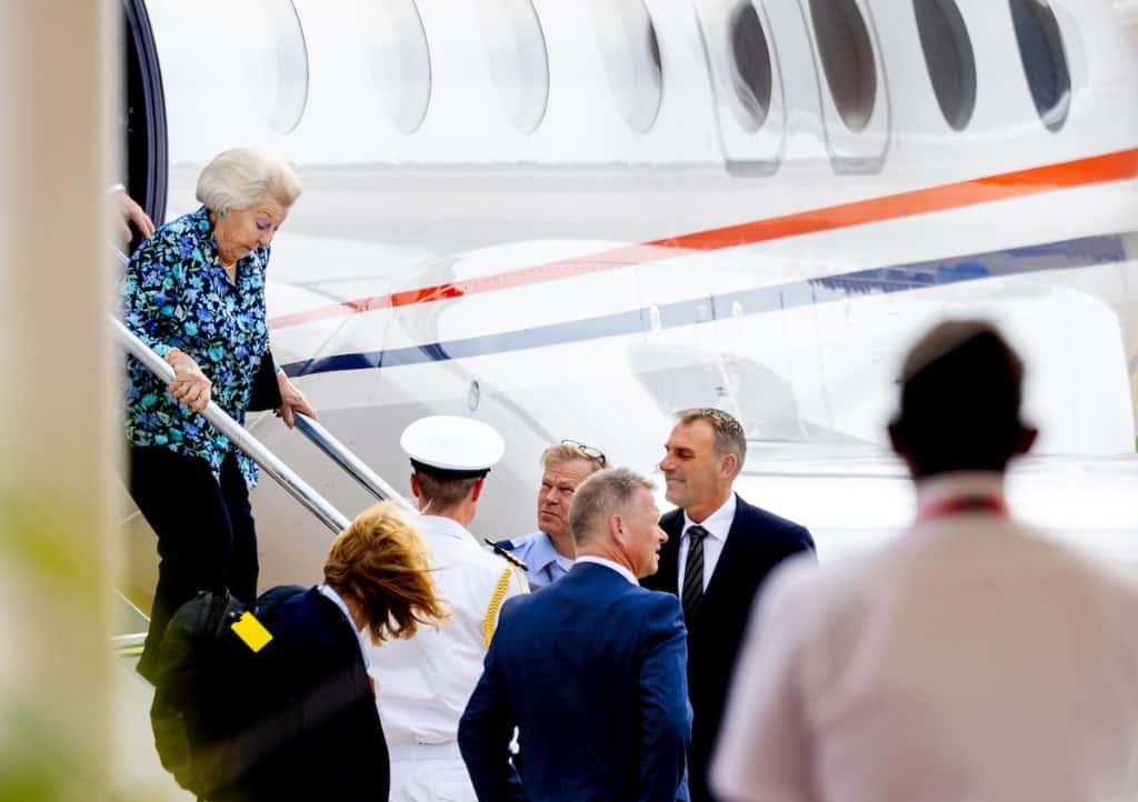 Prinses Beatrix Bezoekt Bonaire Aankomst