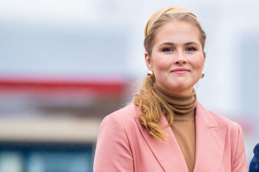 Prinses Amalia Doopt Schip
