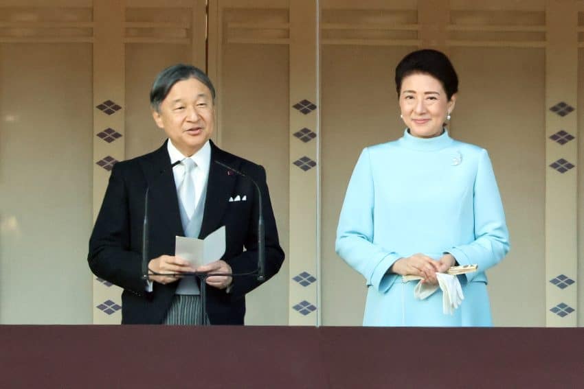 Japanese Imperial Family Members Attend The New Year's Greetings keizerspaar