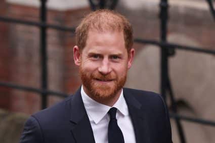 Court Proceedings Begin Against Associated Newspapers Ltd. Prins Harry