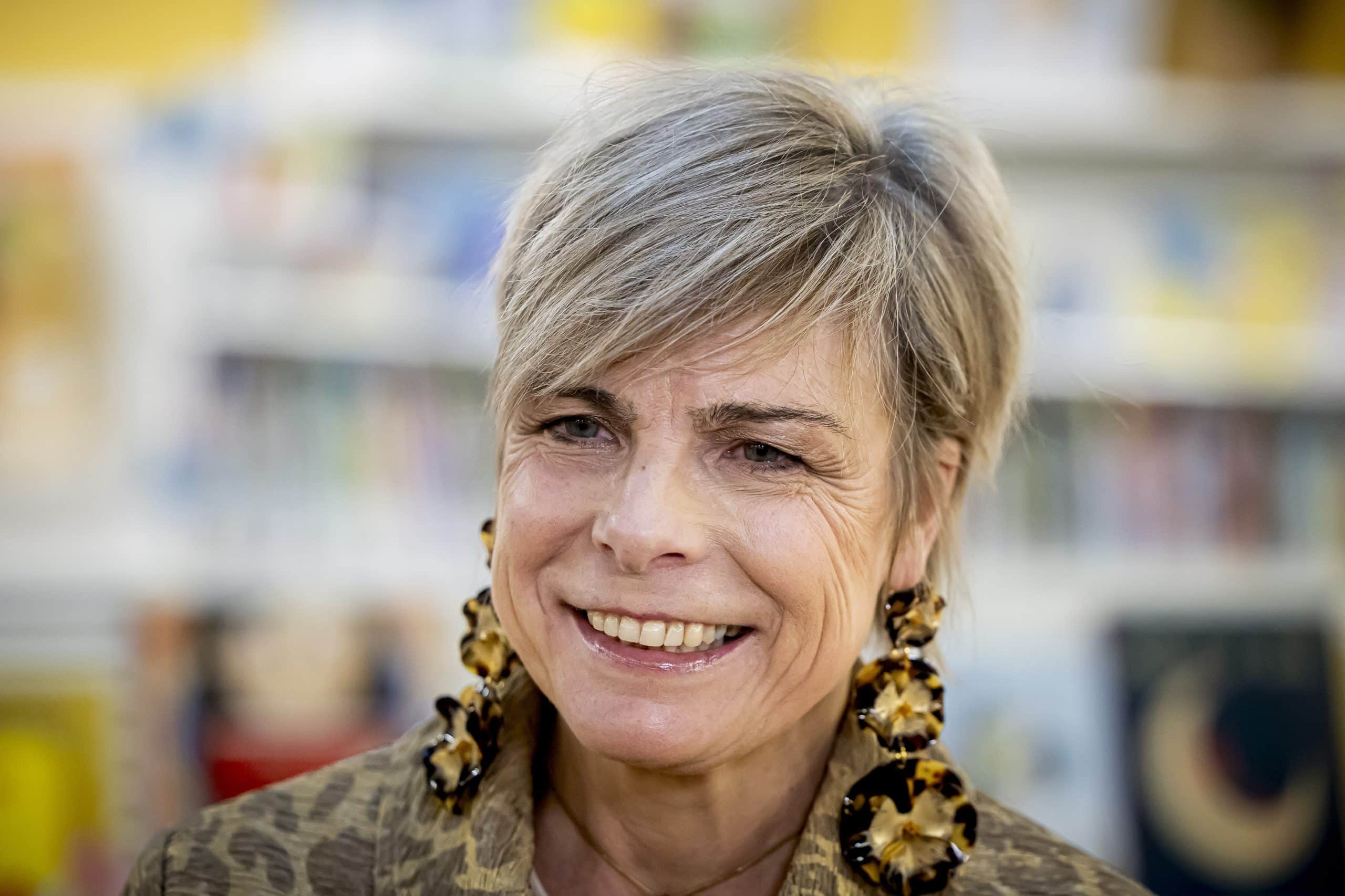 Prinses Laurentien Leest Voor Tijdens Voorleesontbijt