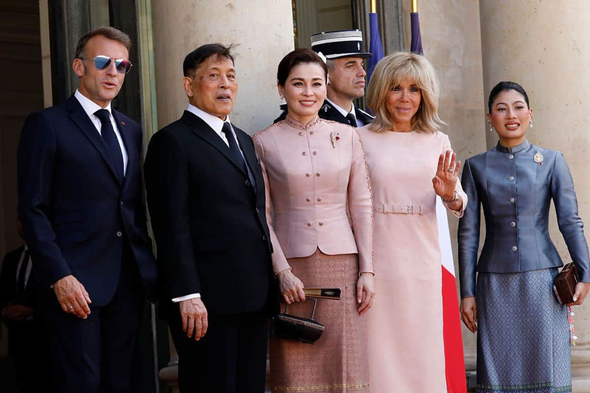 Thaise koningspaar op staatsbezoek in Frankrijk na overlijden prinses Bha