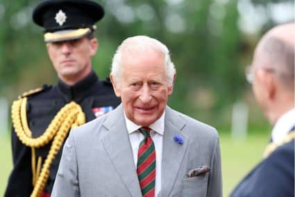 Zoveel belasting betaalt koning Charles