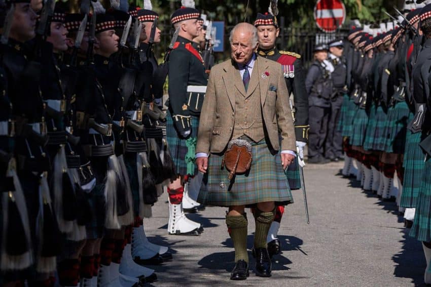 Koning Charles arriveert op Balmoral - Getty Images