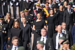 Willem-Alexander, Máxima en Amalia tijdens de uitvaart van koning Harald - Getty Images