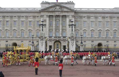 Britain Queen Jubilee Coach