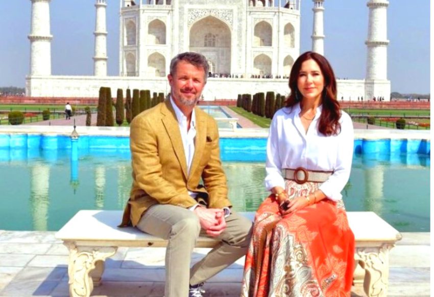 Frederik En Mary Voor De Taj Mahal