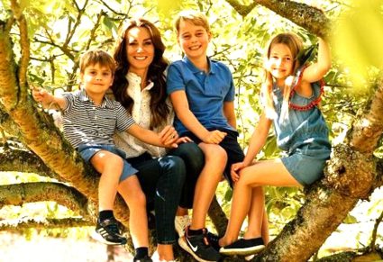 Louis, Kate, George, Charlotte